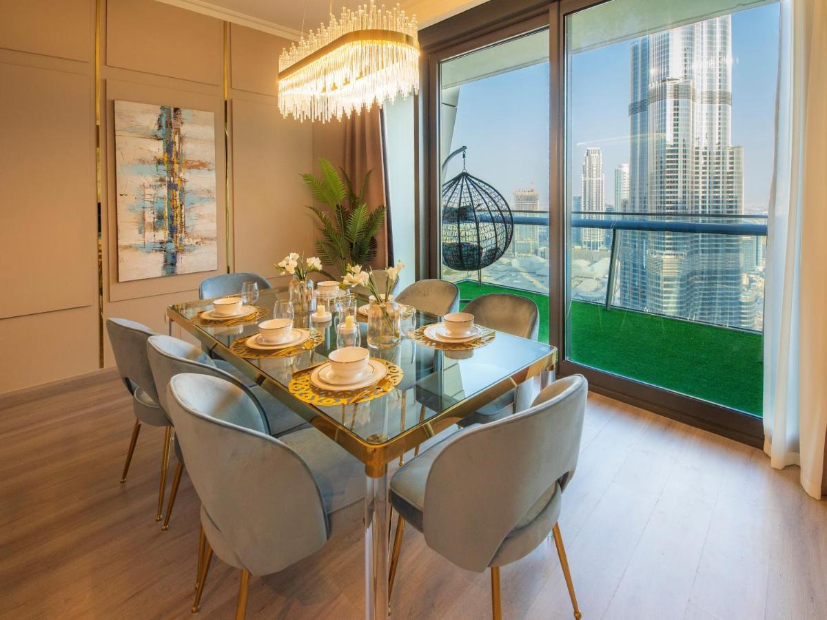 Апартаменти First Class 3Br With Full Burj Khalifa And Fountain View Дубай Екстер'єр фото