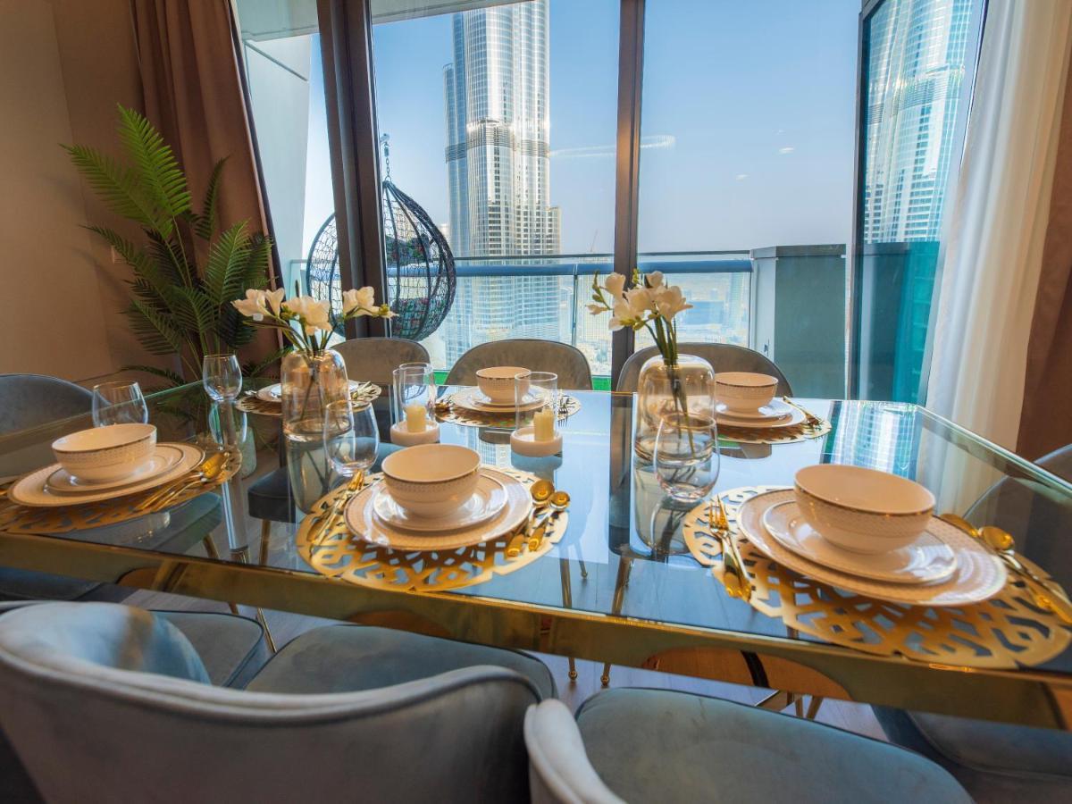 Апартаменти First Class 3Br With Full Burj Khalifa And Fountain View Дубай Екстер'єр фото